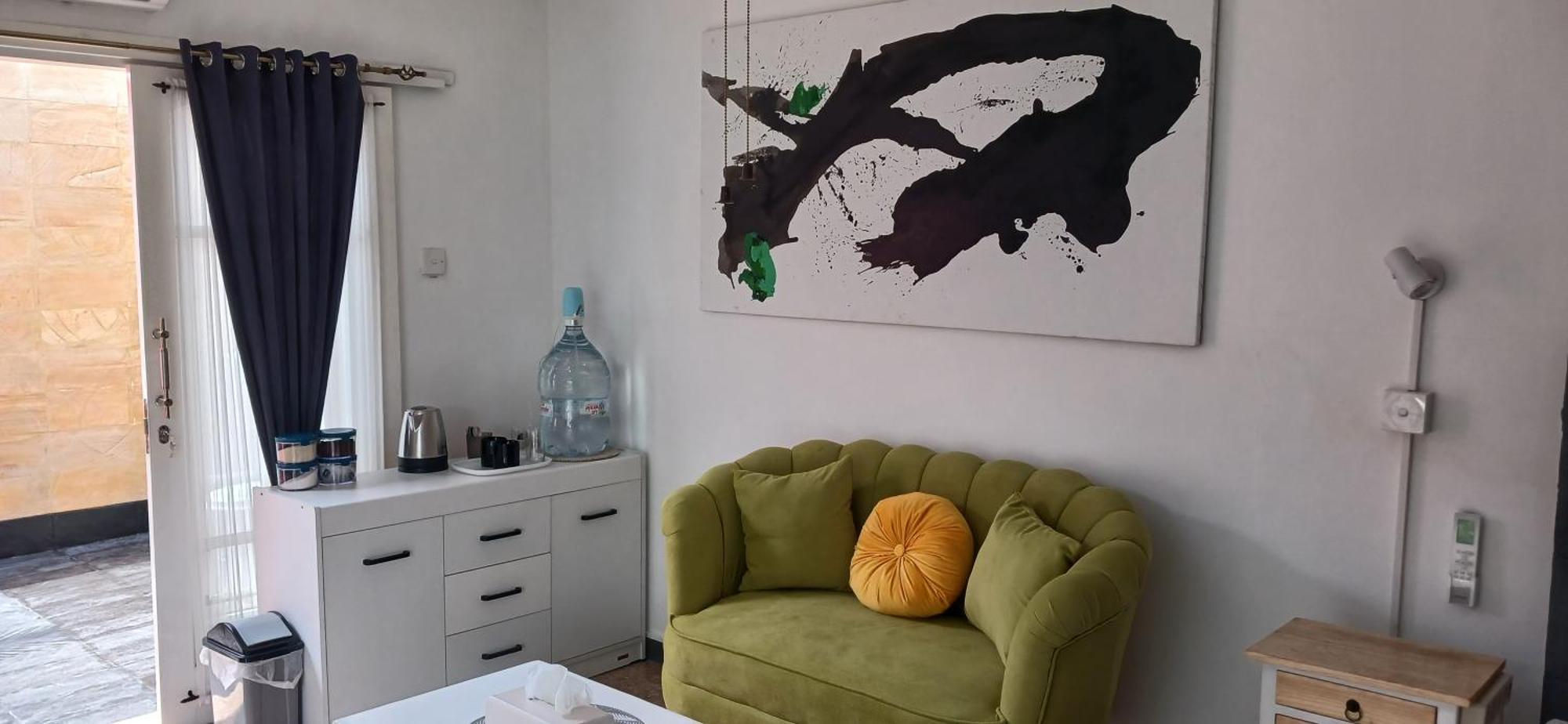 Dewi Sri Guesthouse 마타람 외부 사진