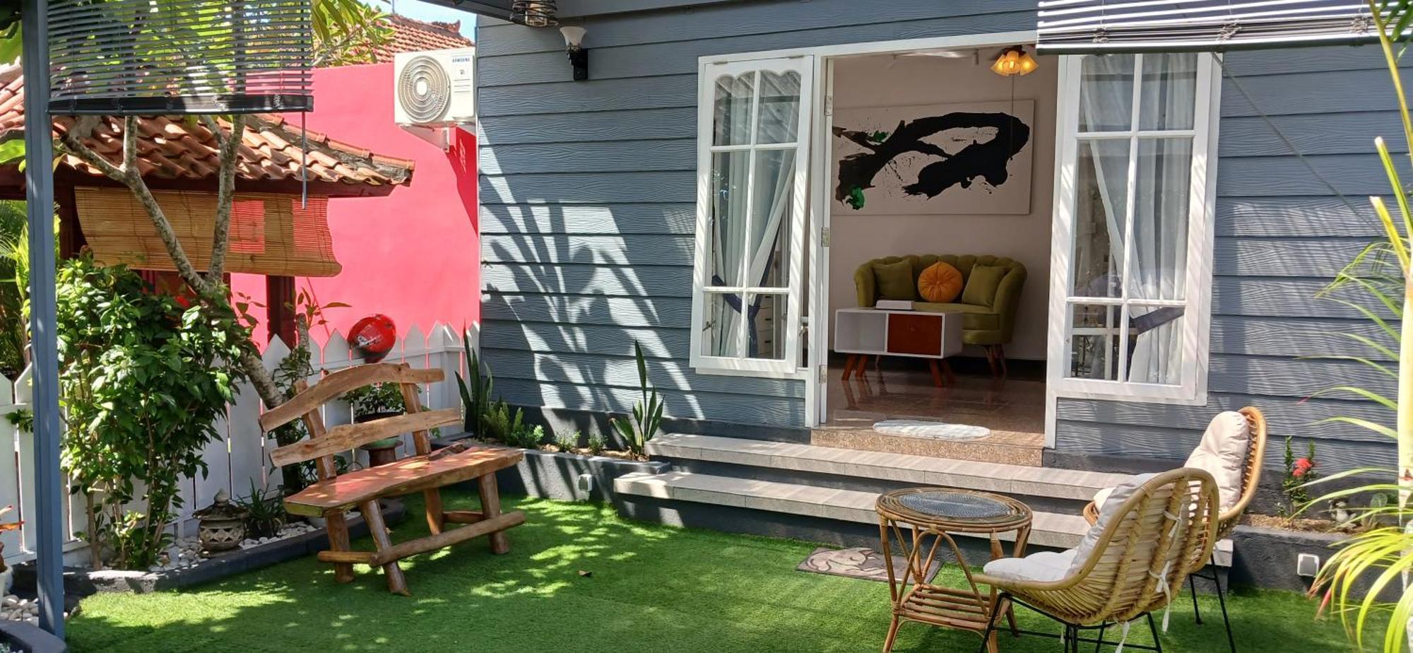Dewi Sri Guesthouse 마타람 외부 사진