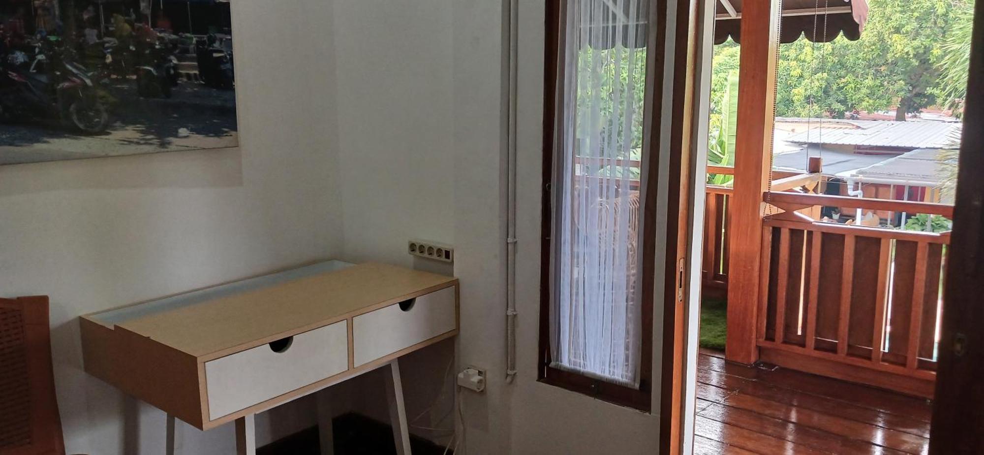 Dewi Sri Guesthouse 마타람 외부 사진