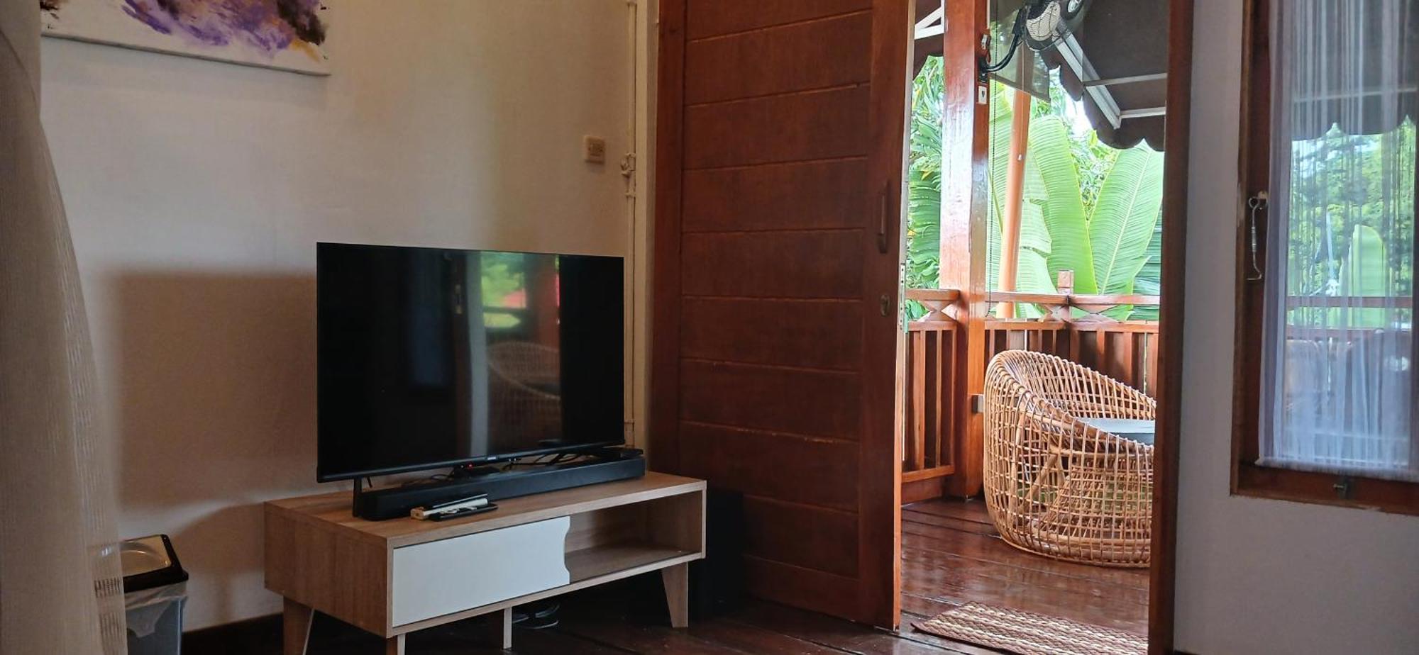 Dewi Sri Guesthouse 마타람 외부 사진